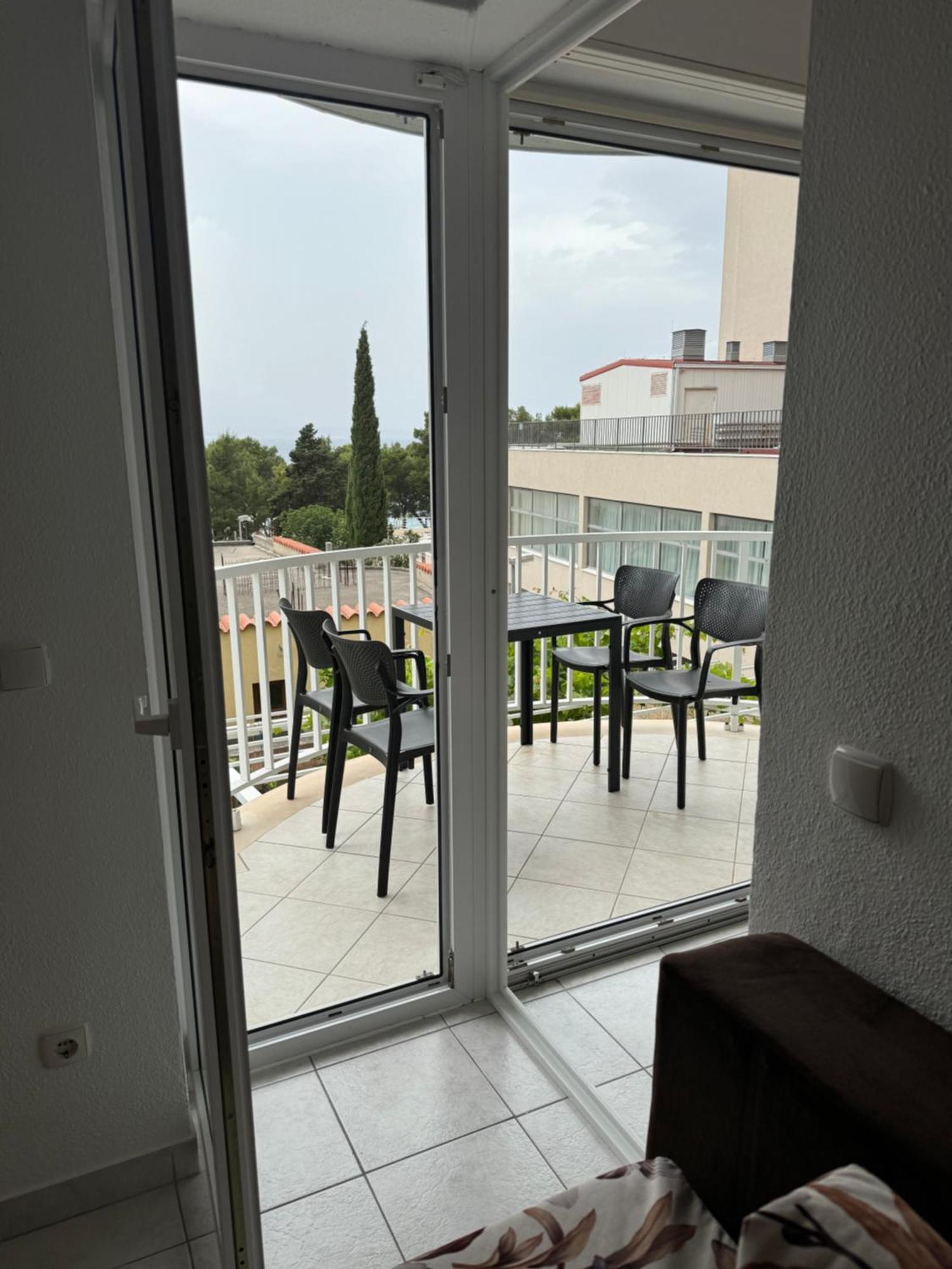 House 100M From The Beach With Free Parking And Breakfast Baska Voda Exterior photo